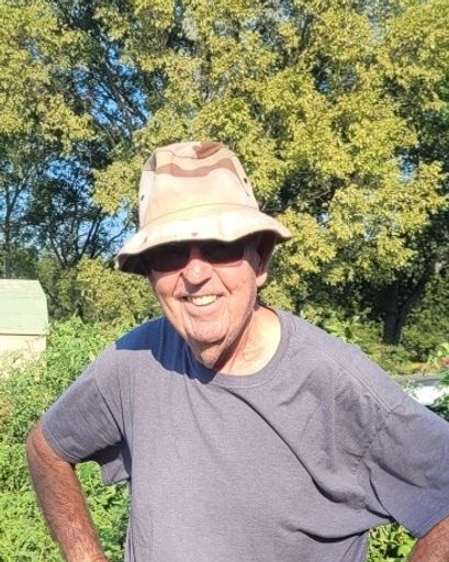 Lester Lee Reed's obituary image