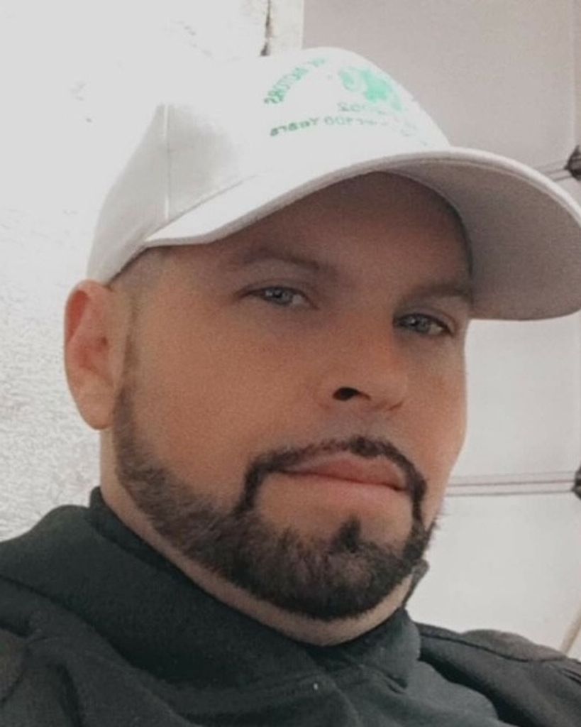 Michael Ellis Presnell Profile Photo