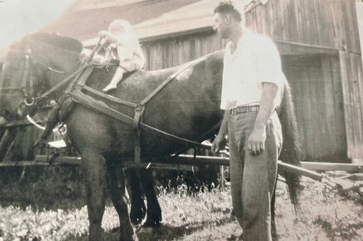 Gerald "Jerry" Carver photo gallery thumbnail 3 of 141