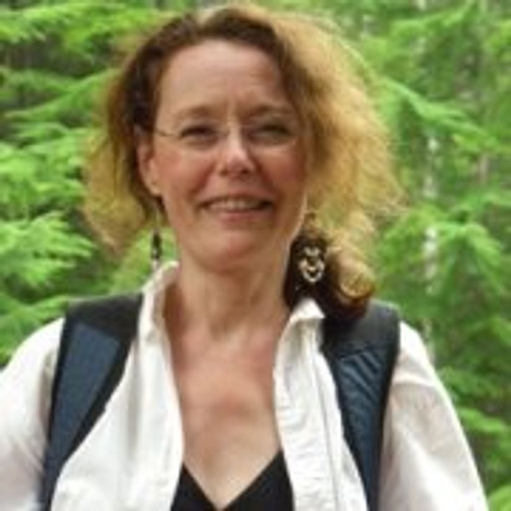 Roxanne Wayland
