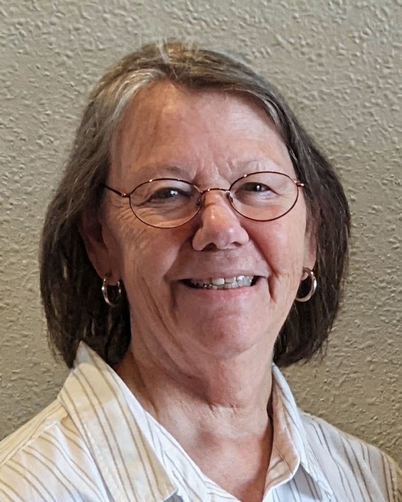 Sandy Davis Profile Photo