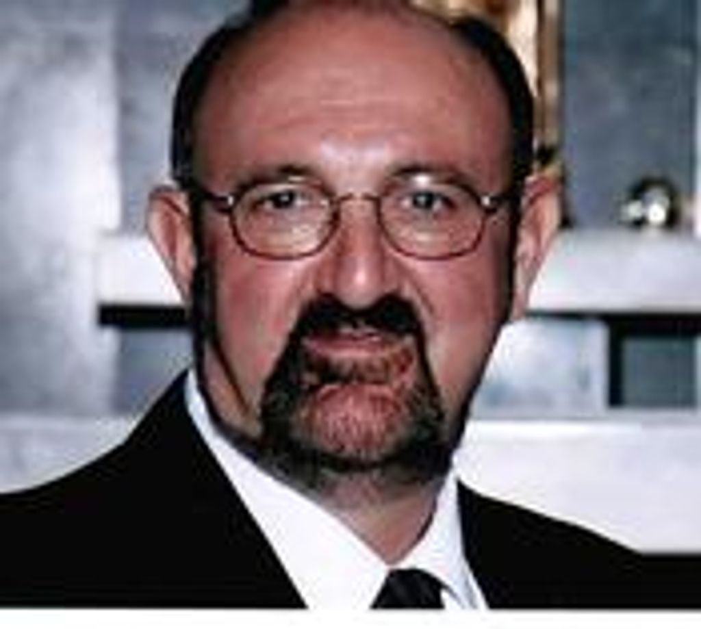 William L. Desvari