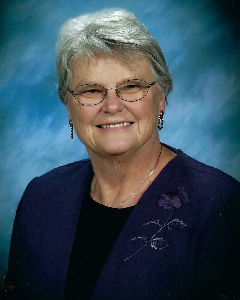 Bernadette "Bernie" Bernhardt Profile Photo