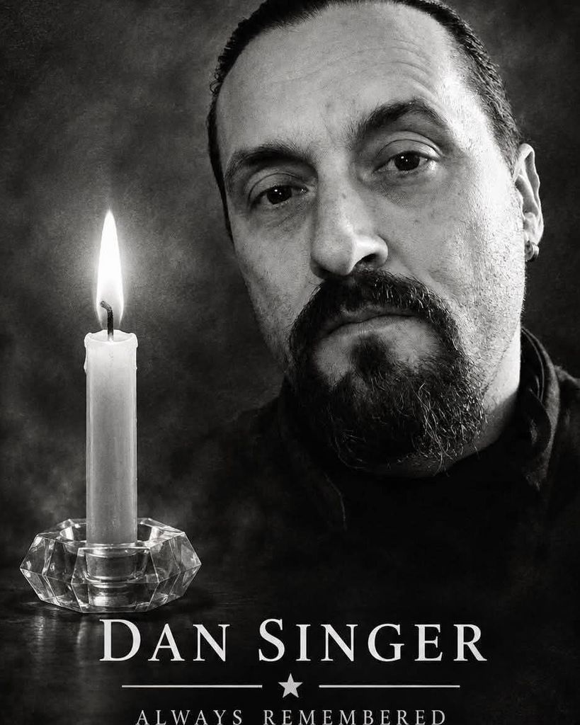 Daniel Jamison Singer Profile Photo