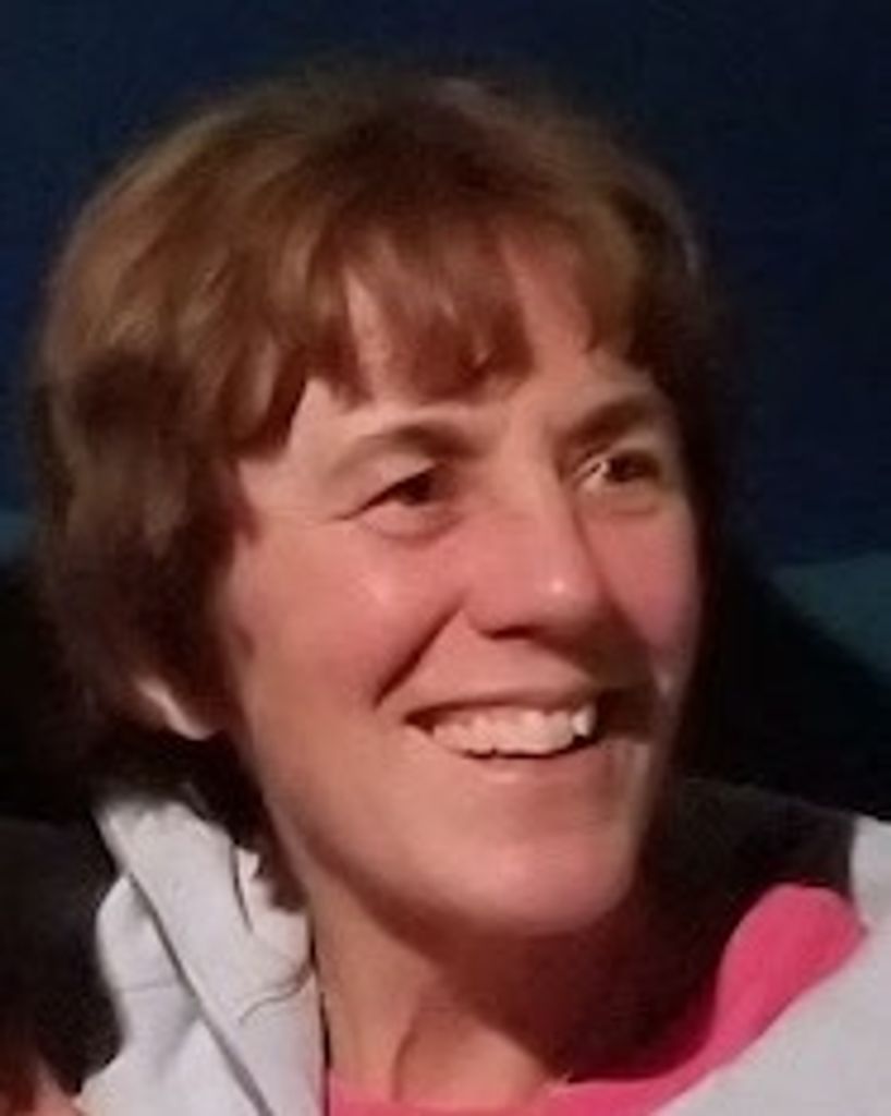 Clare Elizabeth Holland Profile Photo