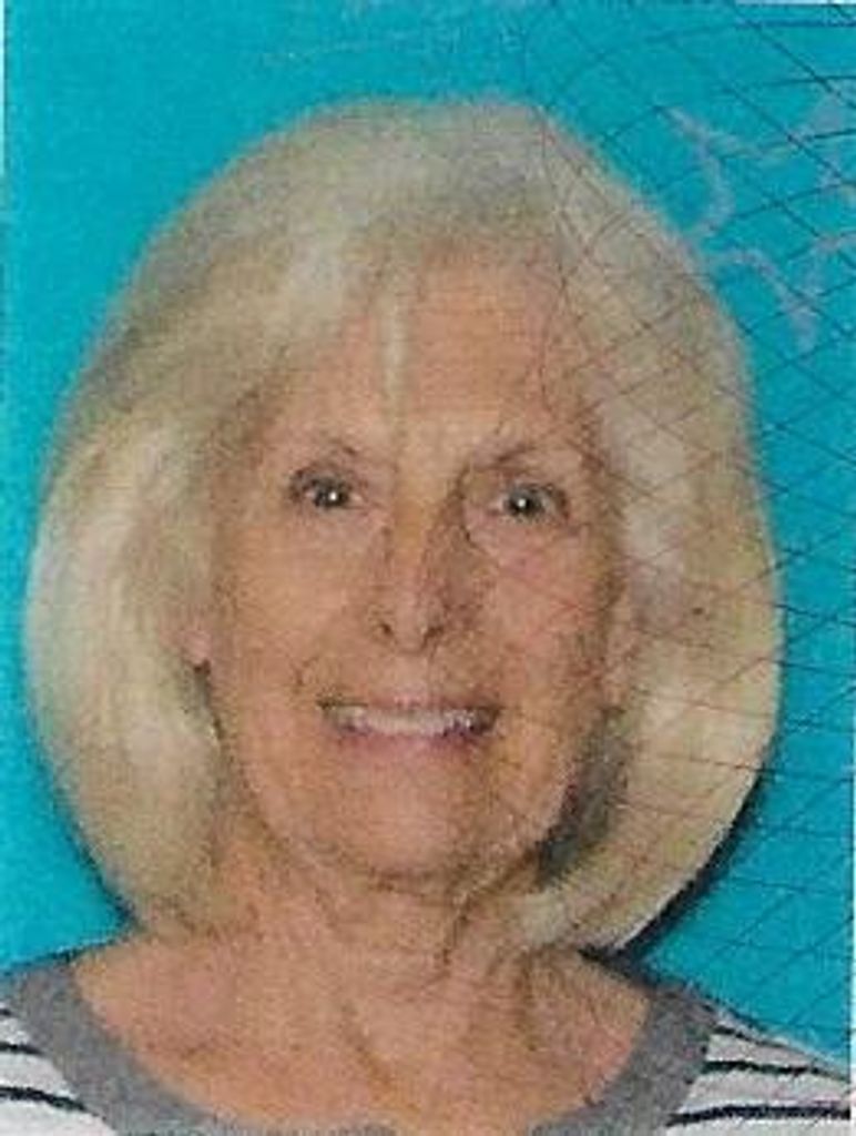 Dixie Carolyn Nichols Profile Photo