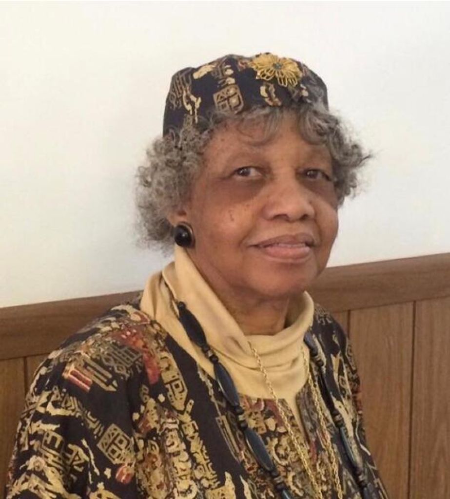 Eva Taylor Profile Photo