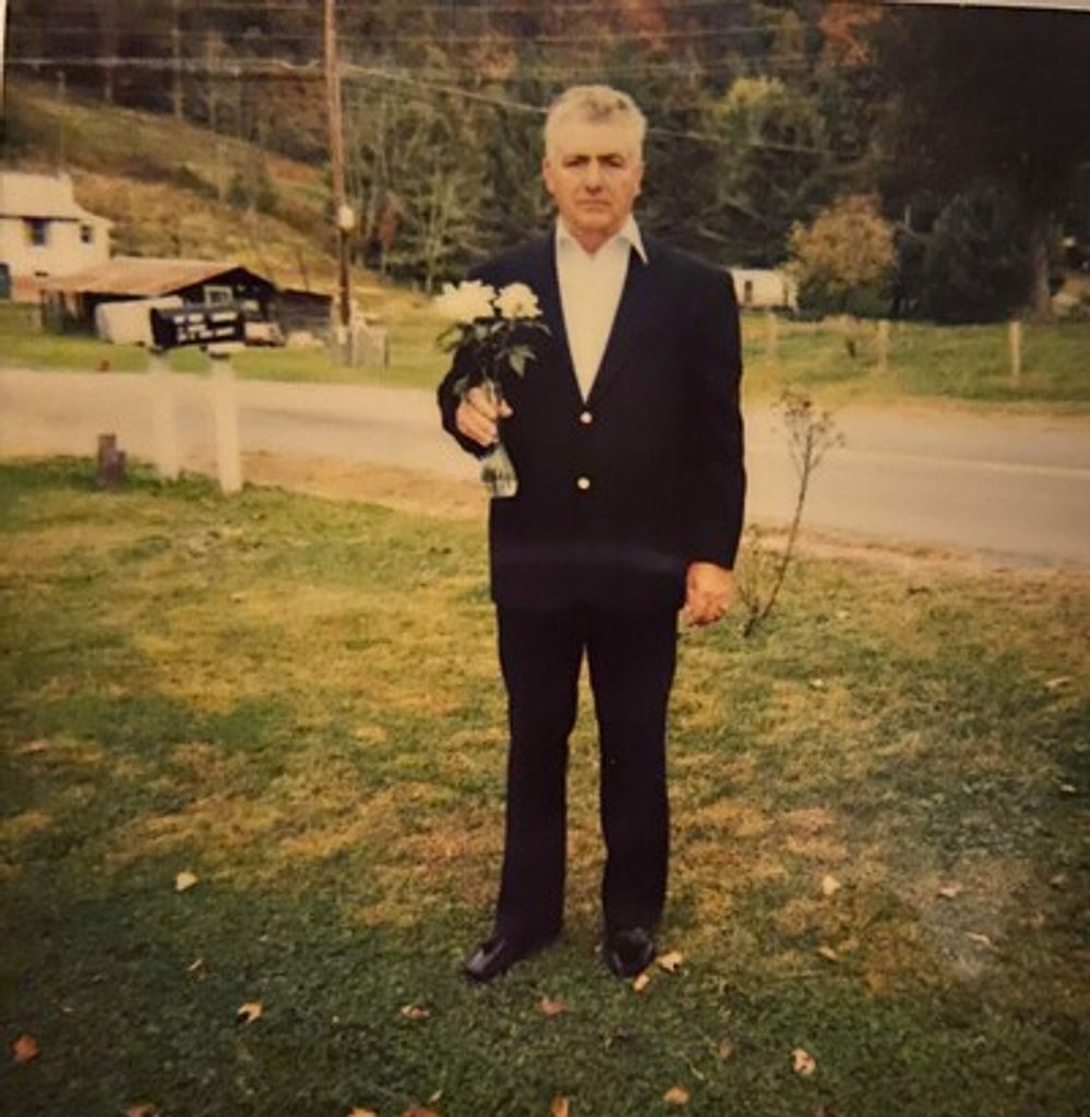 Farley Dutton Profile Photo
