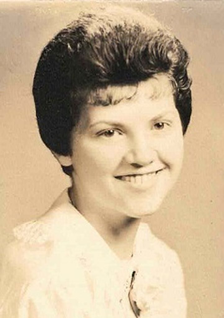 Sharon M. (Andreas)  Lawton