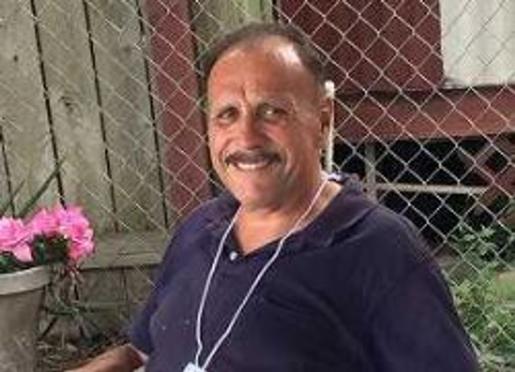 Earl Wayne Newton