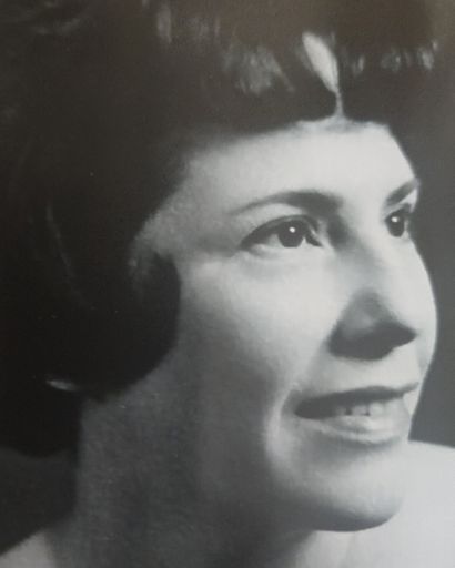 Esther Solis's obituary image
