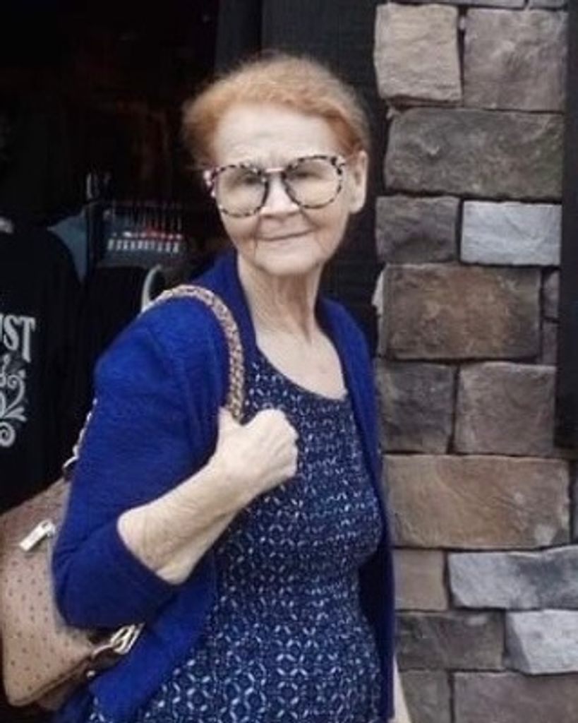 Faye Minich Profile Photo