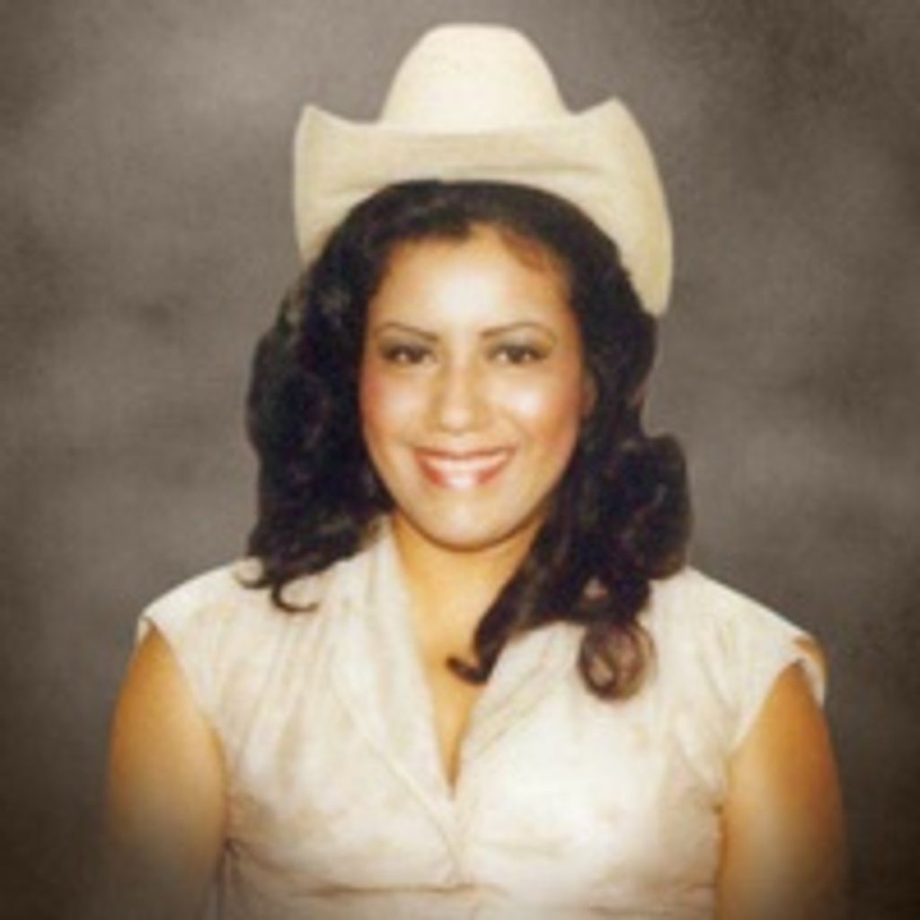Esther Cervantes Profile Photo