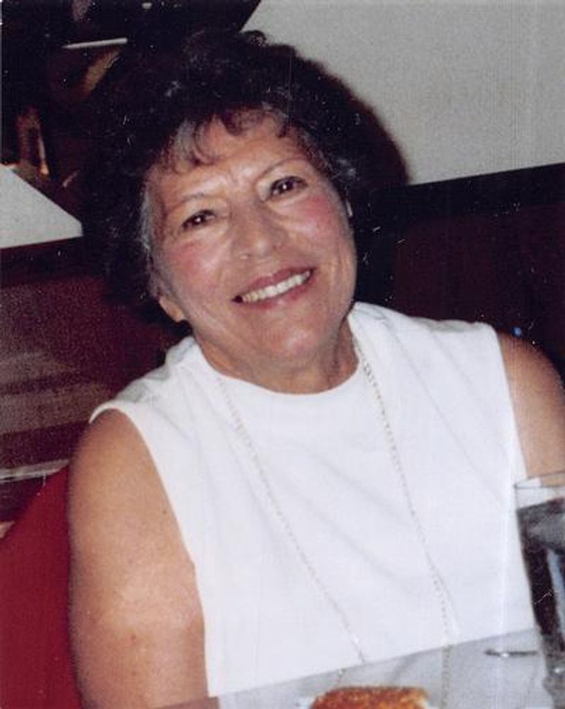 Antoinette Pantelleria Profile Photo