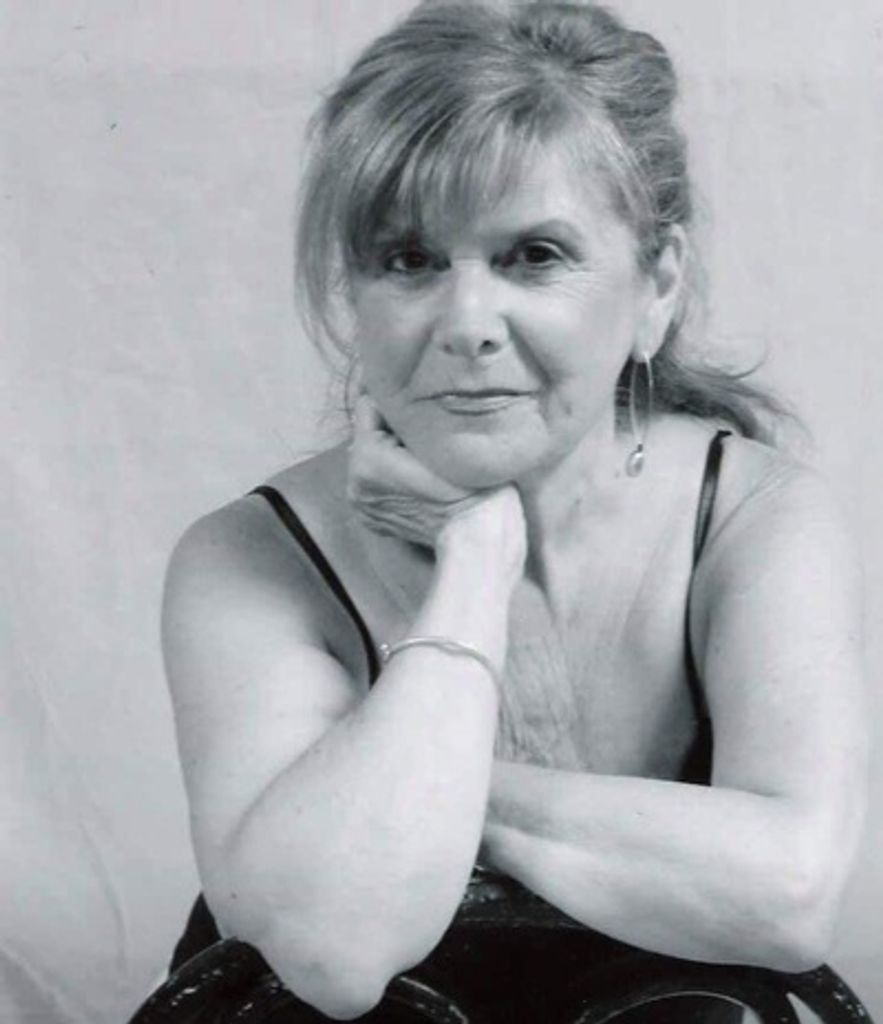 Miss Janice Macdonald