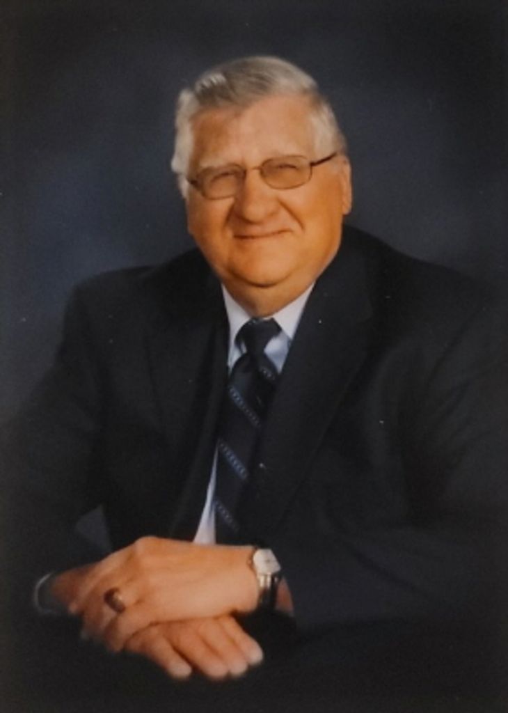 Robert Edward  Mueller