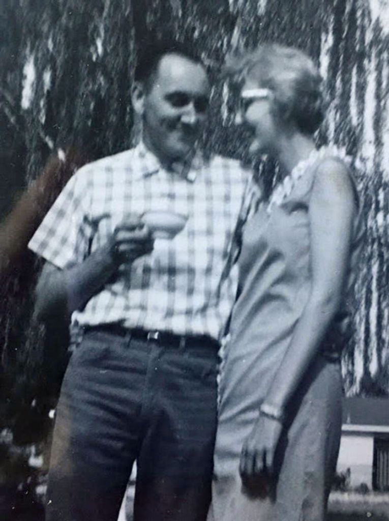 Lynn Russell Hellman