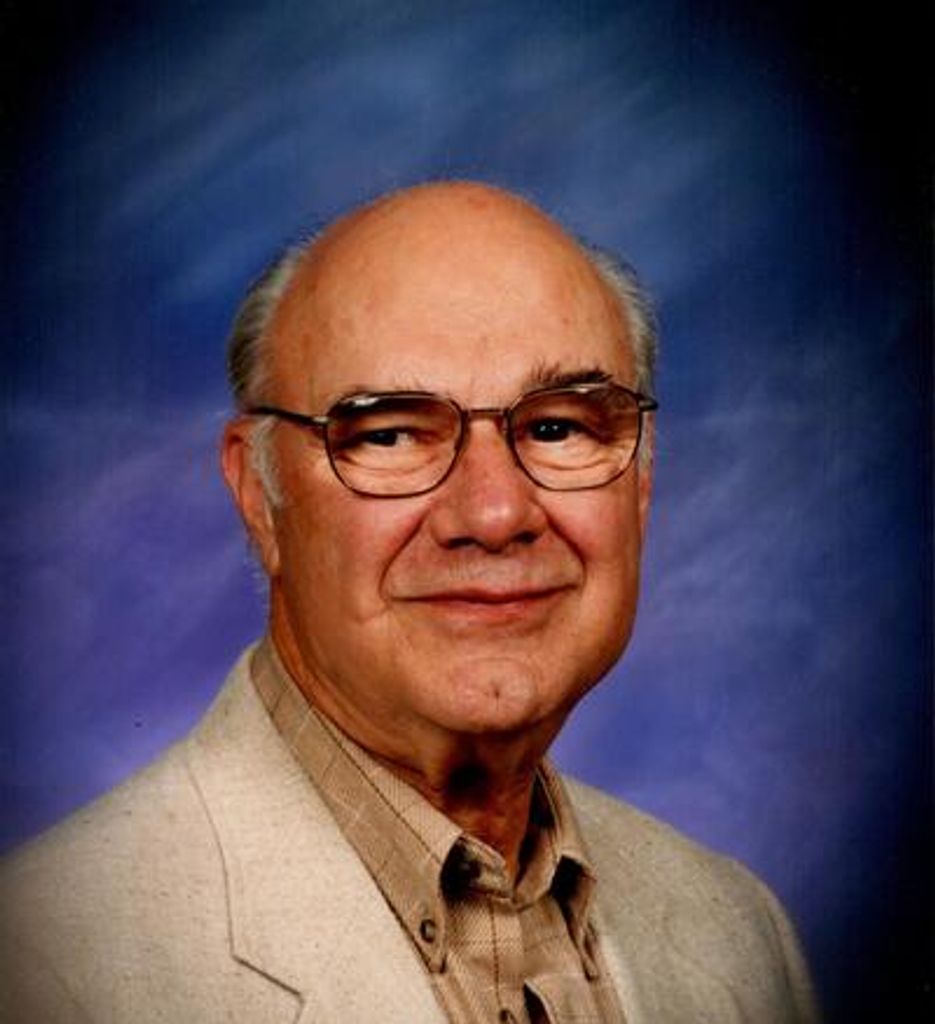 Vernon C. Gussert (Gus) Profile Photo