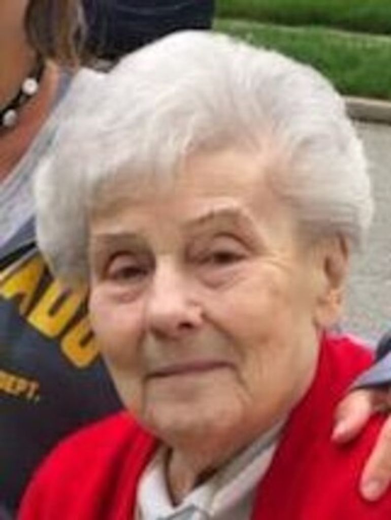 Helen Malinowski Profile Photo