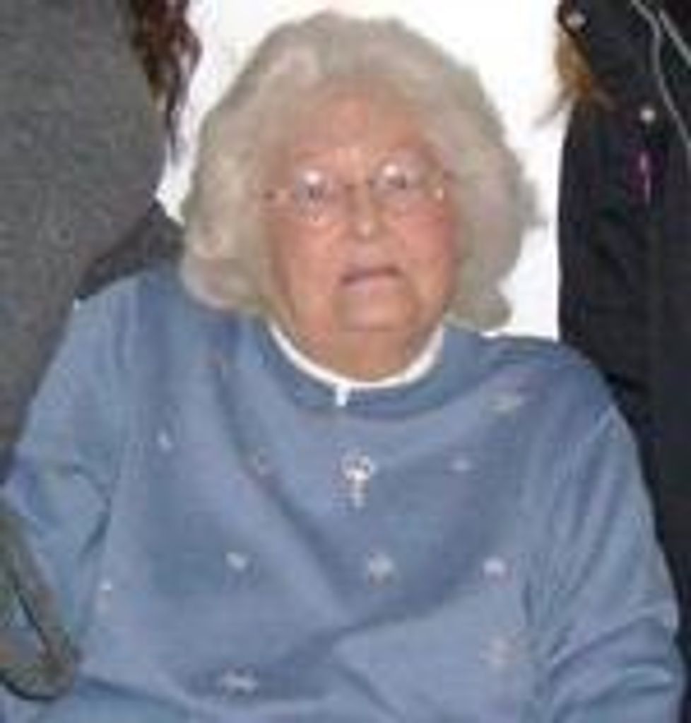 Nadine Thayer