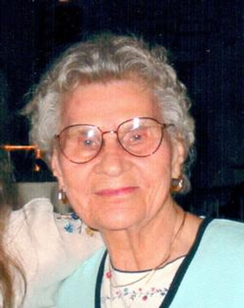 Julia Volinski Kapusniak Profile Photo