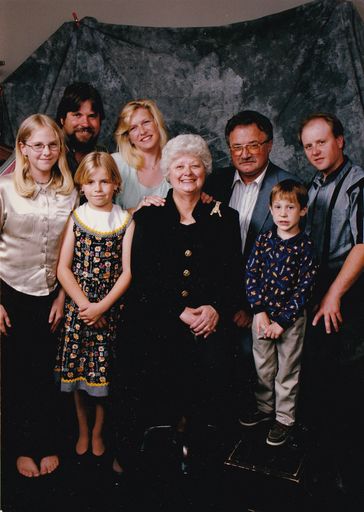 Carolyn J. (Bergstrom)  Bohl photo gallery thumbnail 70 of 133