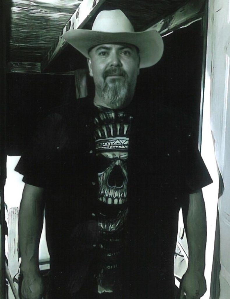 Dennis Romero