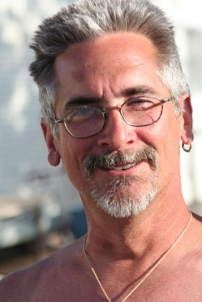 Robert Daniels Profile Photo