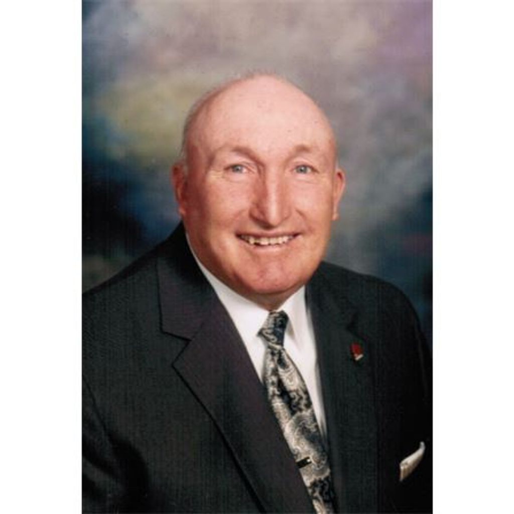 Milton Daniels