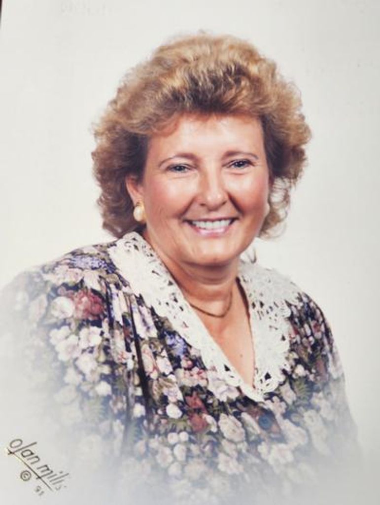 Ella Mae Mullins