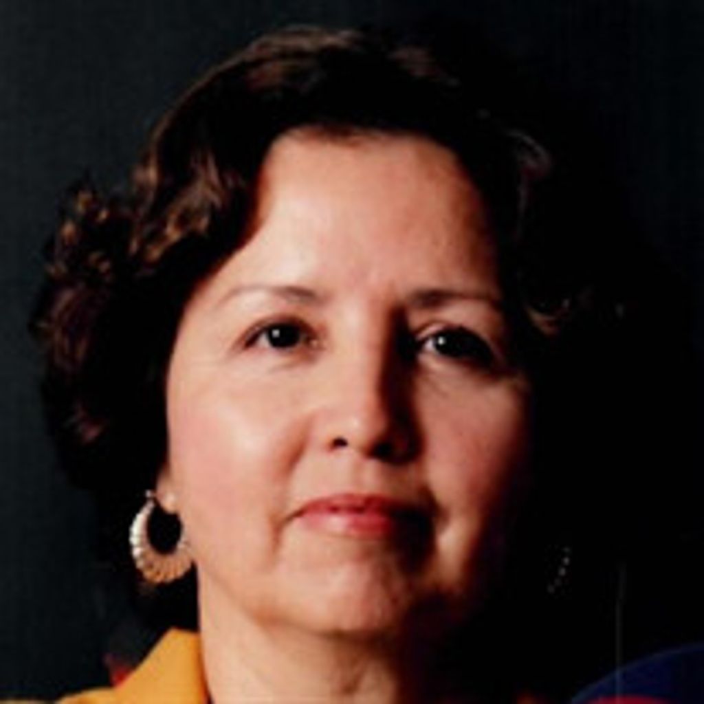 Beatriz M. Lund