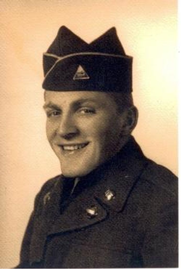 Richard Lewis 'Moon' Sain