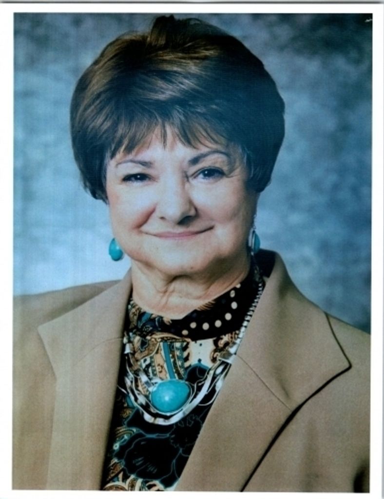 Mrs Antoinette Spears Profile Photo