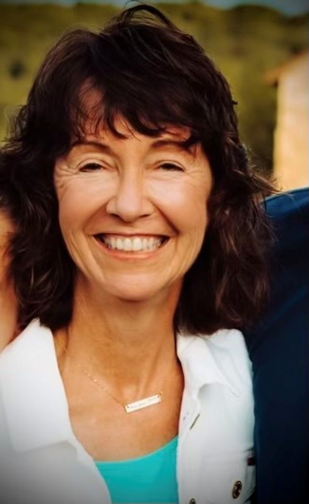 Laurie Lynn Wallace Profile Photo