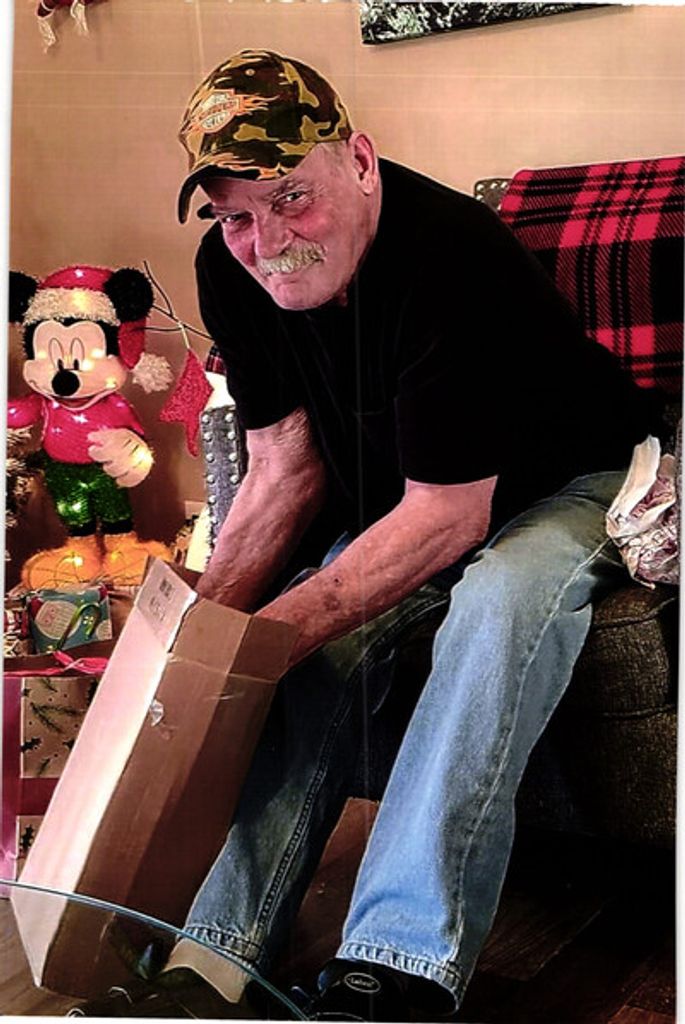 James Richard Thomas Profile Photo