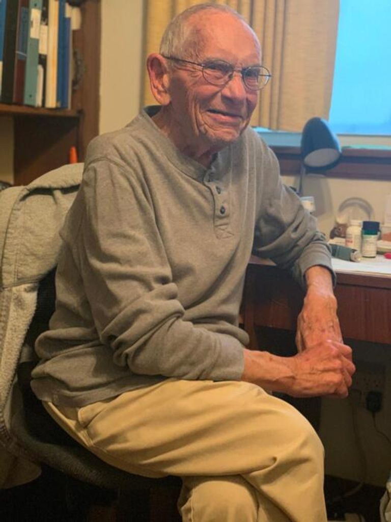 Charles Leslie Gibson Profile Photo