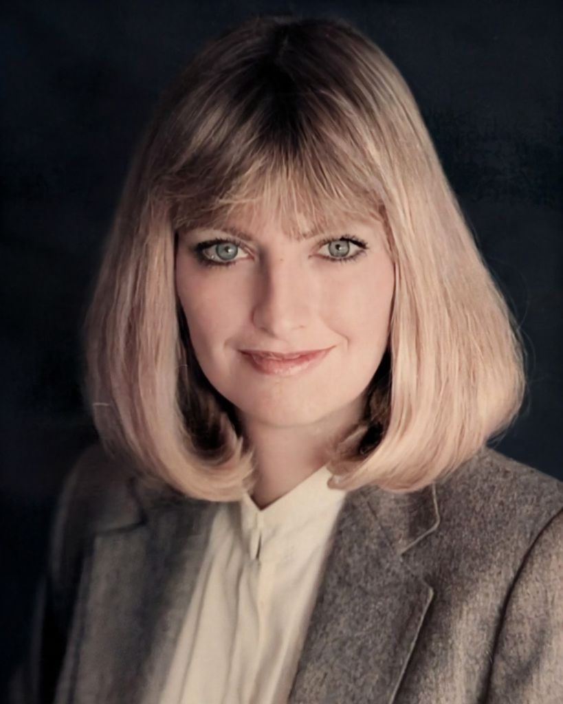 Julie Wright Connolly Profile Photo