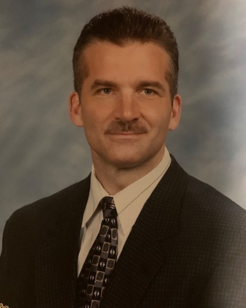 Charles Dexter Johnson Profile Photo