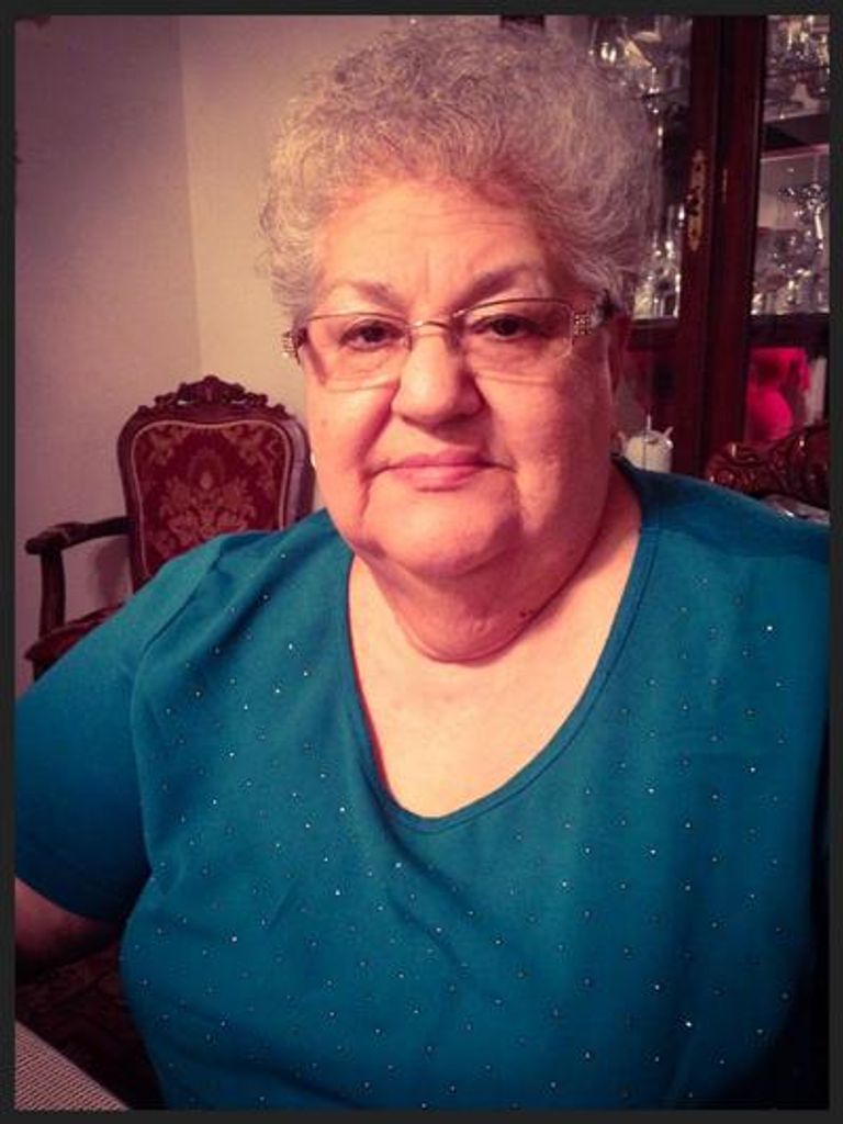 Alice B Basurto Profile Photo