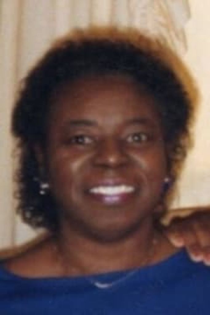 Maggie  McClain