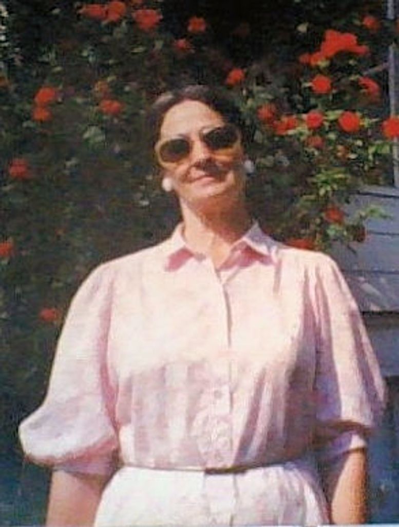 Louise Messer Profile Photo