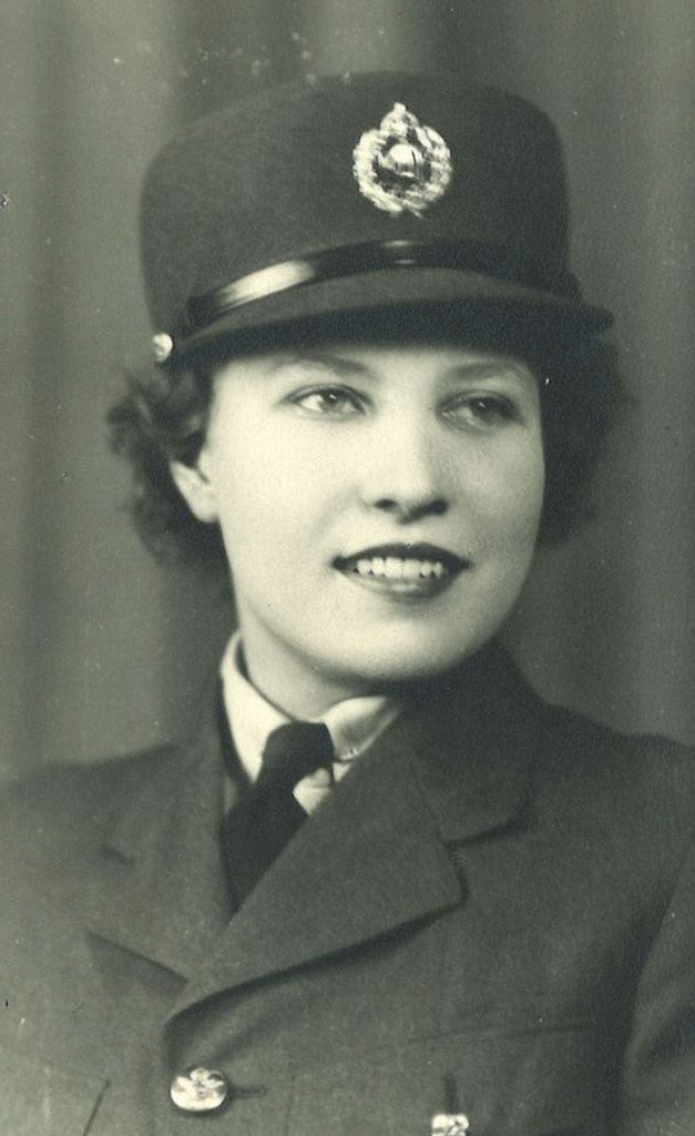 Jean Fisher