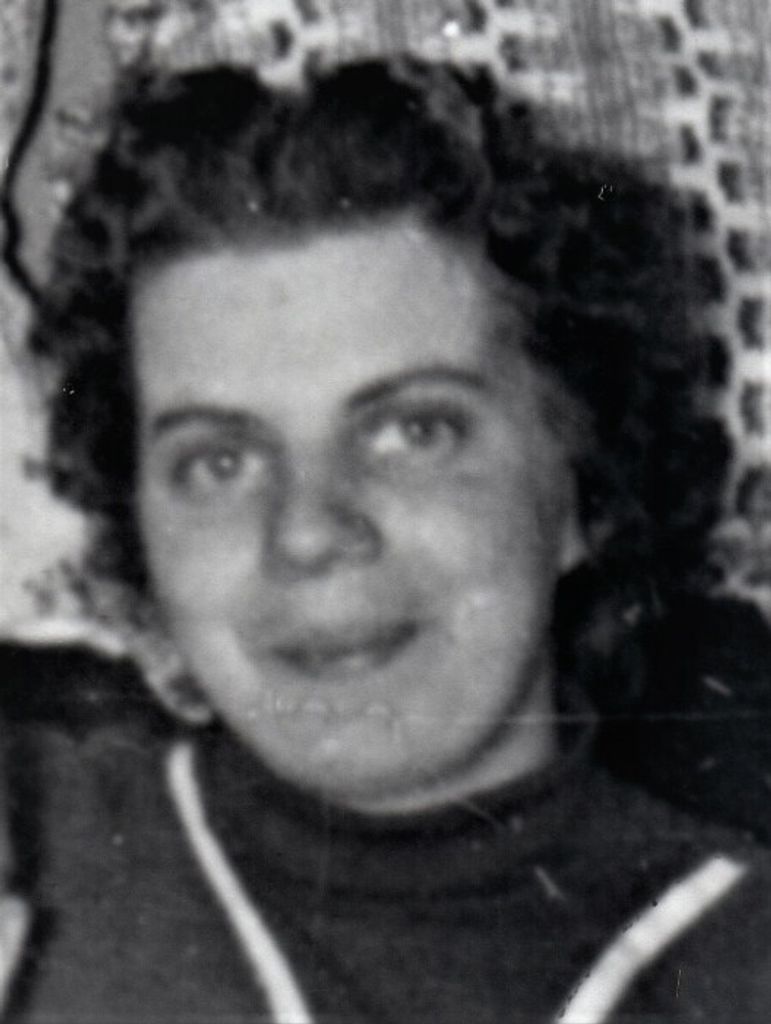 Viola Sharpe