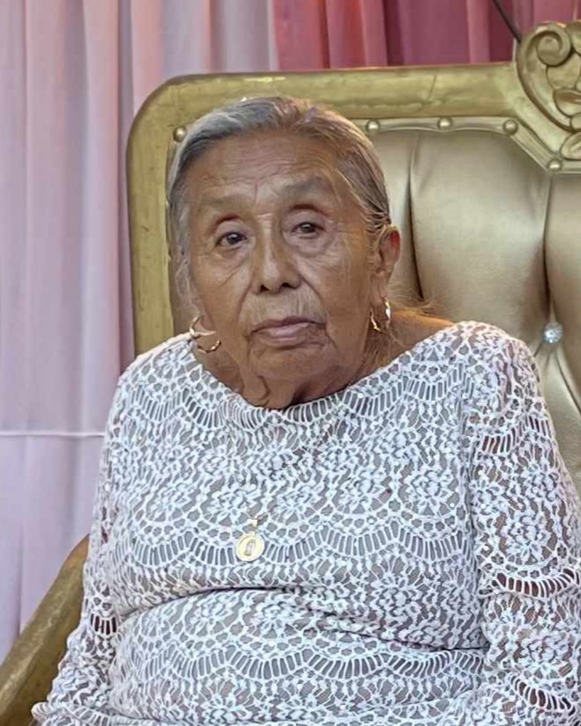 Carmen Valenzo Reyes