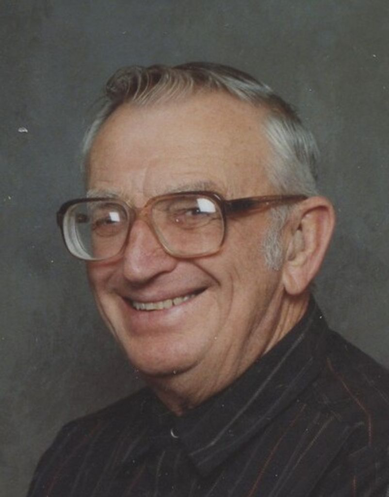 Oliver Edward Riley