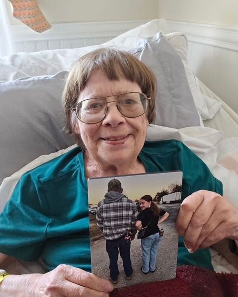 Linda Eanes Hudson Profile Photo