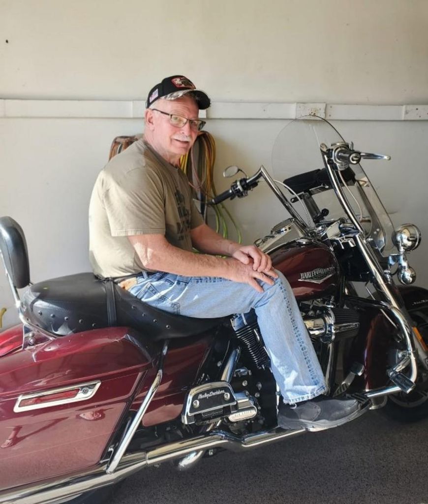 Scott Mitchell Mueller Profile Photo