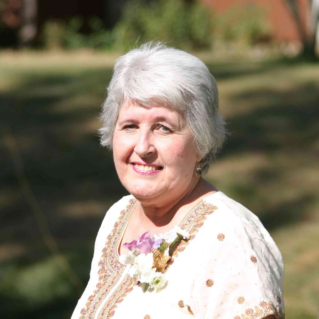 Suzanne Parisi Profile Photo