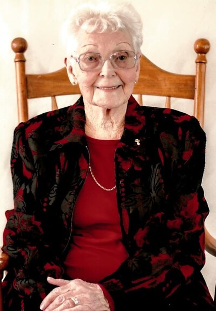 Pauline Winifred Davis Profile Photo