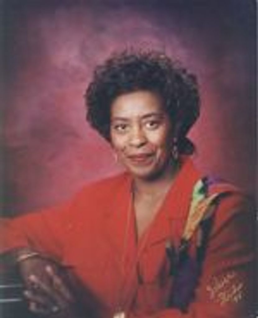 Edna "Dee" Jackson